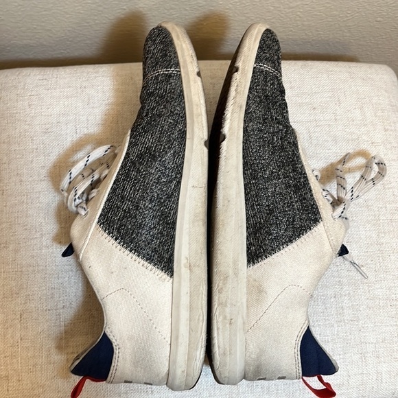 TOMS Casual Canvas Lace Up Sneakers Size 8 - Picture 7 of 10